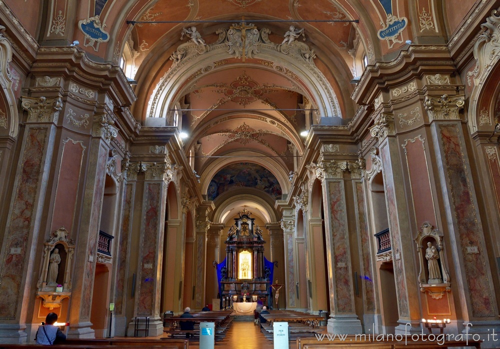 Milan (Italy) - Interior of the Church of Santa Francesca Romana